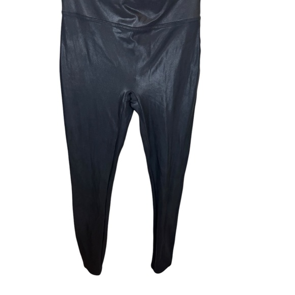 SPANX. Black Leggings - Picture 3 of 8